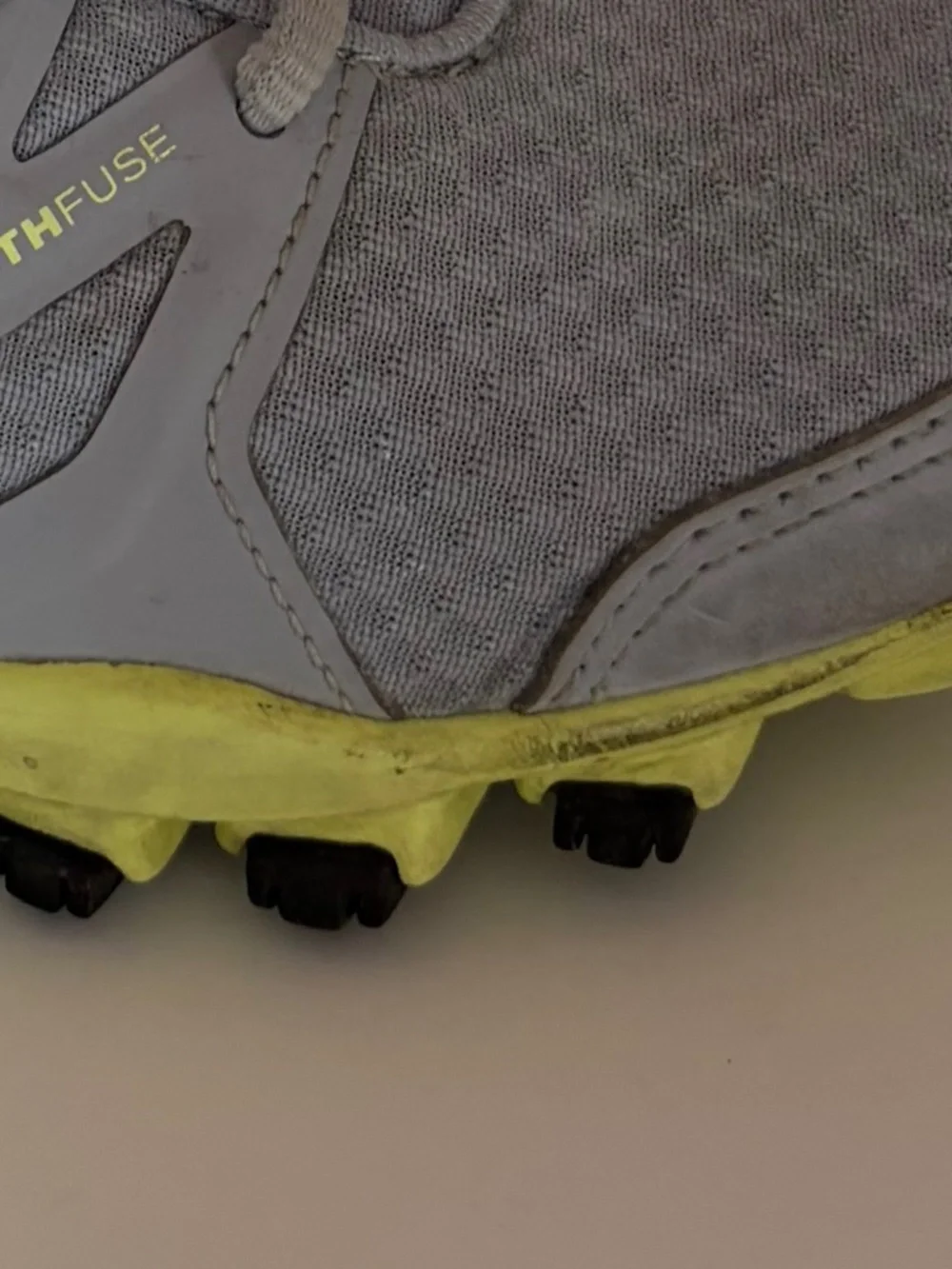 Reebok Realflex Running Shoes in Silver with Neon Yellow-Green, Size 7.5